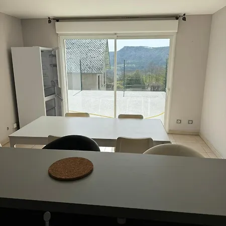 Avec Piscine A Capacite 12 Personnes Villa